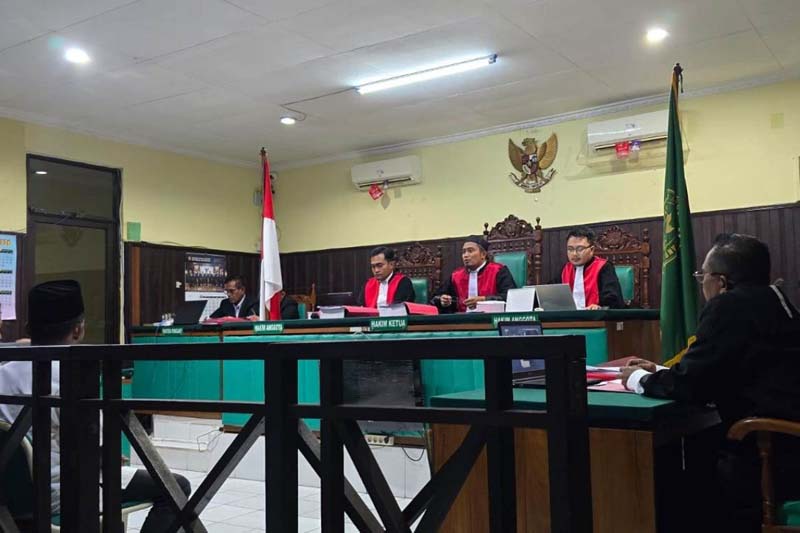 JPU Hadirkan Dua Saksi Dugaan Kasus Tindak Pidana Pemalsuan Surat Tanah SURAT TANAH-Sidang pembuktian dari penuntut umum kasus dugaan pemalsuan surat tanah, di Pengadilan Negeri Kandangan, Hulu Sungai Selatan, Kalimantan Selatan. (foto:mb/ant)