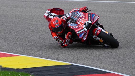 Marquez Pilih Merendah usai Dijagokan Juara Motogp 2026 Marc Marquez mencoba mengabaikan isu peluang juara MotoGP 2026.(foto:mb/web)