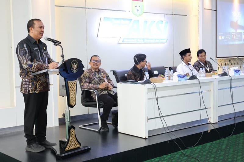 Pemkab Tanah Bumbu Perkuat Wajib Belajar 1 Tahun Prasekolah PRA SEKOLAH-Rapat Koordinasi Lintas Sektor Implementasi Wajib Belajar 1 (satu) Tahun Pendidikan Prasekolah. Kegiatan yang berlangsung di Ruang Bersujud Kantor Bupati Tanah Bumbu, Kelurahan Gunung Tinggi. (foto:mb/ist)