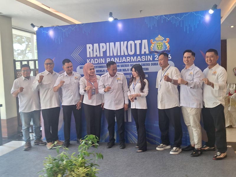 Kadin Banjarmasin Persiapkan UMKM Jadi Prioritas Program Rapat Pimpinan Kota (Rapimkot) Kadin Kota Banjarmasin membahas program kerja organisasi sekaligus persiapan Musyawarah Kota (Mukota) yang akan digelar pada Agustus 2026 (foto:mb/rds)