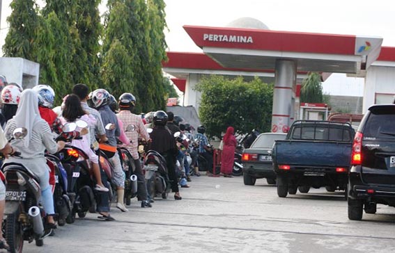 Antrean BBM Yang Mengular, Menakar Ulang Paradigma Foto: ist