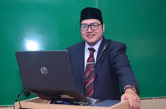 Pelayanan Publik: Sajadah Panjang Pengabdian Muhammad Firhansyah (Asisten Madya Ombudsman RI)