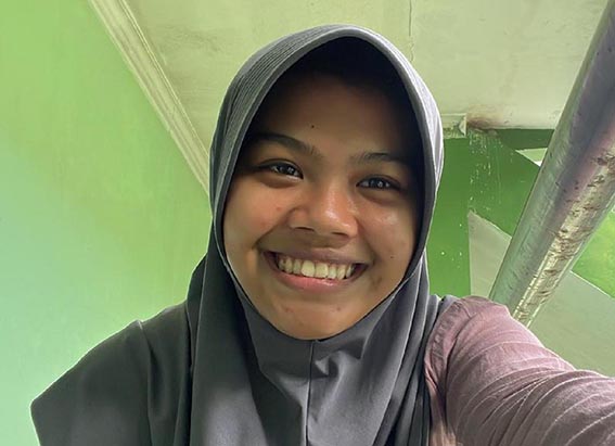Ketika Talenta Daerah Bersaing dari Garis Start yang Berbeda Fajarina Nur Azizah (Siswa MAN IC Tanah Laut)