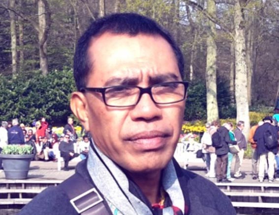 Mengapa Harga di Pasar Terus Berubah Rofinus Leki (Akademisi & Pemerhati Pasar Keuangan) KEMARIN harganya masih terasa biasa. Hari ini ketika kembali ke p