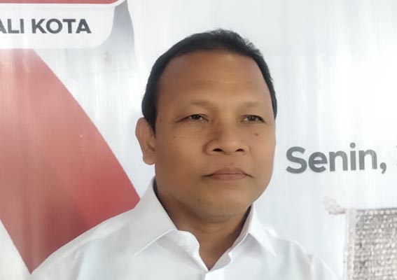 Waspadai Kemarau, Warga Dilarang Bakar Sampah HUSNI THAMRIN. (foto:mb/ist)