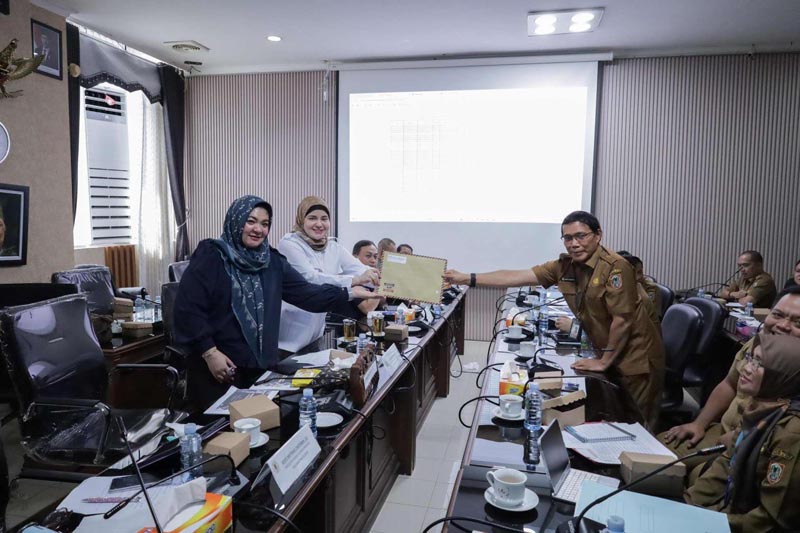 Komisi IV dan Disdikbud Berkolaborasi Perkuat Layanan Pendidikan Komisi IV DPRD Kalsel saat gelar rapat kerja bersama Dinas Pendidikan Dan Kebudayaan (Disdikbud) Kalsel. (foto:mb/rds)