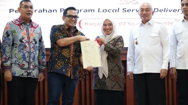 Pemkab Tanbu Terima Sertifikat Aset BMD SERTIFIKAT-Pemkab Tanah Bumbu menerima sertipikat tanah aset Barang Milik Daerah (BMD) dalam rangkaian Rapat Kunjungan Kerja Spesifik Komisi II DPR RI Masa Persidangan I Tahun Sidang 2026–2027 di Provinsi Kalimantan Selatan. (ist)