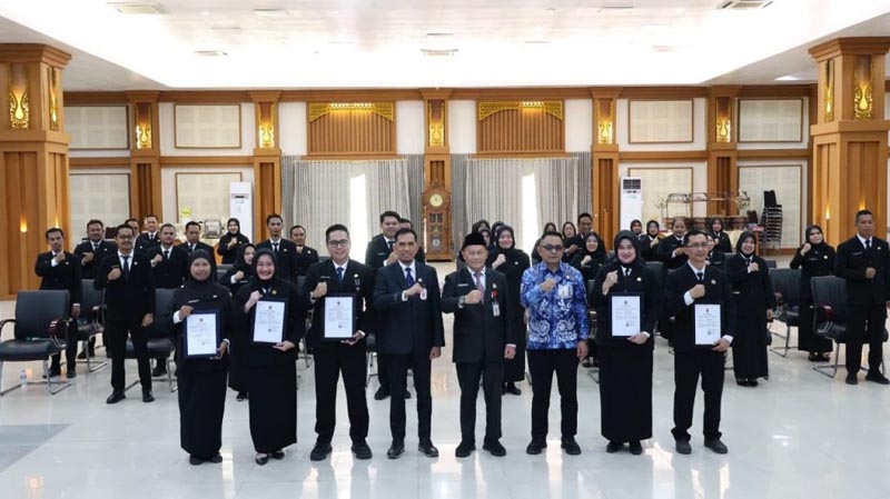 PKP Angkatan IV Tanah Bumbu Resmi Ditutup, Bupati Dorong Pelayanan Publik PELATIHAN-Kegiataan penutupan pelatihan Kepemimpinan Pengawas (PKP) Angkatan IV Tahun 2026 Kabupaten Tanah Bumbu.{{ist}}