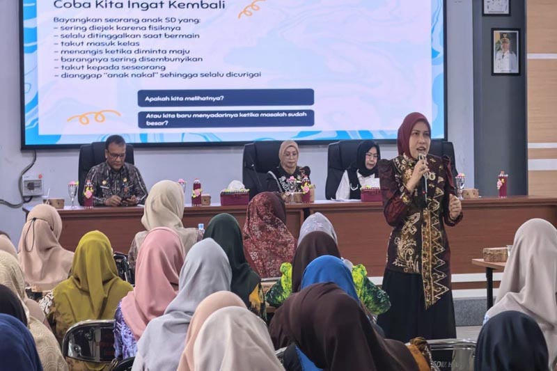 Pemkab HSU gelar sosialisasi cegah perundungan di sekolah SOSIALISASI-Pemerintah Kabupaten Hulu Sungai Utara (HSU), Kalimantan Selatan, menggelar sosialisasi pencegahan perundungan di Aula Disdikbud, Kota Amuntai, pada Jumat (11/09/2026). (ant)