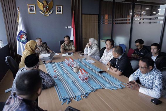 Bapemperda Konsultasikan Percepatan Fasilitasi Ranperda BAPEMPERDA DPRD Kalsel saat berkonsultasi ke Direktorat Produk Hukum Daerah, Direktorat Jenderal Otonomi Daerah, Kementerian Dalam Negeri, Senin (14/9).(foto:mb/ist)