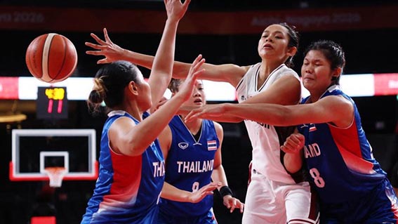 Dramatis, Basket Putri Indonesia Hajar Thailand Menang Dramatis - Timnas Basket Putri Indonesia menang dramatis atas Thailand di Asian Games 2026.(foto:mb/web)