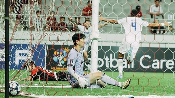 Media Malaysia Sorot Kemenangan Persib: Gila, Kejutan Besar! Persib Bandung mengalahkan FC Seoul pada laga pertama fase grup ACL 2.( Foto: mb/Persib Bandung)