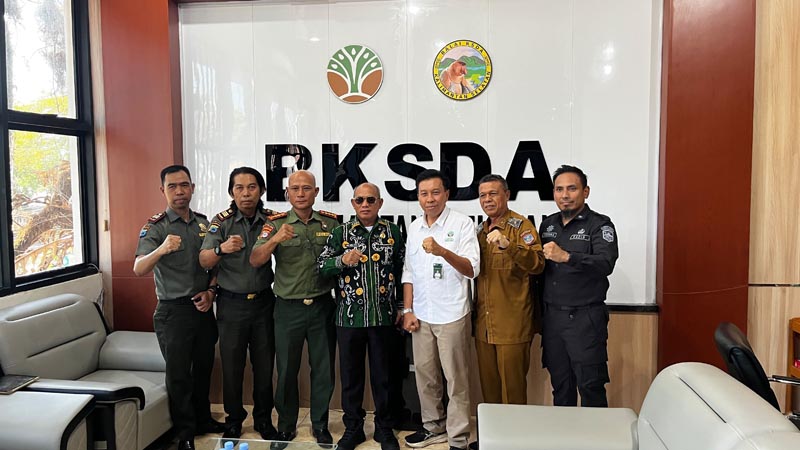 Bupati Kotabaru Audiensi ke Balai KSDA Kalsel AUDENSI-Bupati Kotabaru bersama rombongan audensi ke Balai Konservasi Sumber Daya Alam (KSDA) di Kantor Balai KSDA Kalimantan Selatan. (ist)