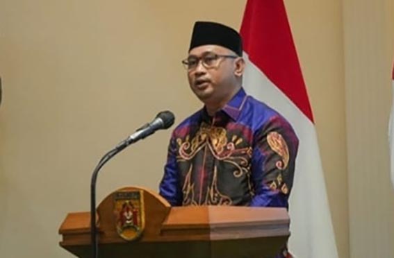 Ketua PKK Buka Sosialisasi Pendataan Kelompok Dasawisma KETUA TP PKK Kota Banjarbaru H Riandy Hidayat memberikan arahan saat membuka Sosialisasi Pendataan Kelompok Dasawisma Tingkat Kota Banjarbaru Tahun 2026.(foto:mb/ist)
