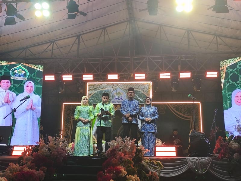 Bupati Abdul Hadi Tutup MTQ XIX Balangan RESMI BERAKHIR-MTQ Nasional ke-XIX tingkat Kabupaten Balangan tahun 2026 resmi berakhir. Kegiatan yang berlangsung di Lapangan Pahlawan Aseri, Desa Mungkur Uyam, Kecamatan Juai.{{ida}}