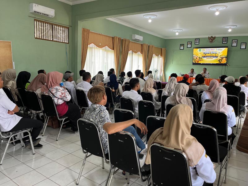 Temu Bina Bumdes Se Kecamatan Tapin Utara BUMDES-Kegiatan Temu Bina Bumdes se Kecamatan Tapin Utara yang diselenggarakan Dinas PMD Tapin.{{herman}}