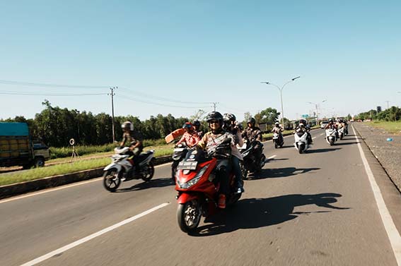 Cara Aman ala Honda Trio Motor EDUKASI BERKENDARAAN - PT Trio Motor, Main Dealer Honda mengingatkan masyarakat untuk menerapkan prinsip keselamatan berkendara melaluikampanye #Cari_Aman.(foto:mb/ist)