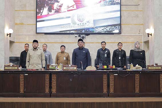 Paripurna DPRD Kalsel Tetapkan Perubahan Jadwal Kegiatan Oktober Wakil Ketua DPRD Provinsi Kalimantan Selatan, H Kartoyo, MM saat memimpin Rapat Paripurna dengan agenda Penetapan Perubahan Materi dan Jadwal Kegiatan DPRD Bulan Oktober 2026 (Foto:mb/rds)