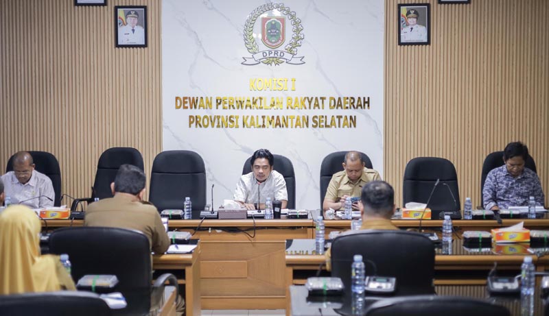 Komisi I Target Nol Blank Spot Tahun Anggaran 2027 Komisi I DPRD Provinsi Kalimantan Selatan menggelar rapat pendalaman rencana kerja Tahun Anggaran 2027 bersama Dinas Komunikasi dan Informatika (Diskominfo) Provinsi Kalimantan Selatan.rds