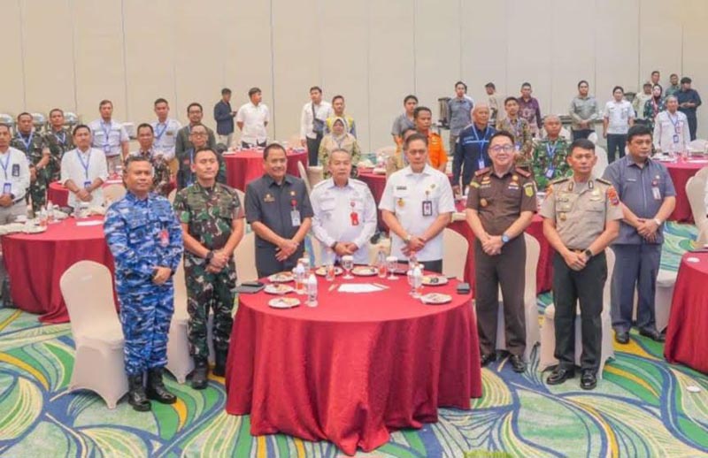 Supian HK Tekankan Ketahanan Daerah Jadi Fondasi Kuat Pertahanan Nasional Ketua DPRD Provinsi Kalimantan Selatan (Kalsel) H. Supian HK, yang hadir dalam kegiatan Sosialisasi Tugas dan Fungsi Dewan Pertahanan Nasional (DPN) serta Kebijakan Umum Pertahanan Negara (Jakumhanneg) Tahun 2025–2029.ist