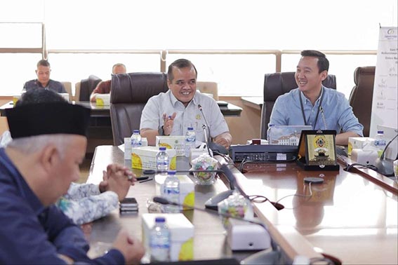 Jamkrida Didorong Perluas Penjaminan KOMISI II DPRD Kalsel saat melakukan kunjungan ke Jamkrida Jakarta.(foto:mb/ist)