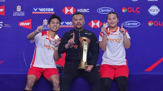 Luthfi/Dian, Juara Dunia Junior 2026 Secara Dramatis Luthfi/Dian berhasil jadi juara dunia junior 2026.( Foto:mb/Arsip PBSI)