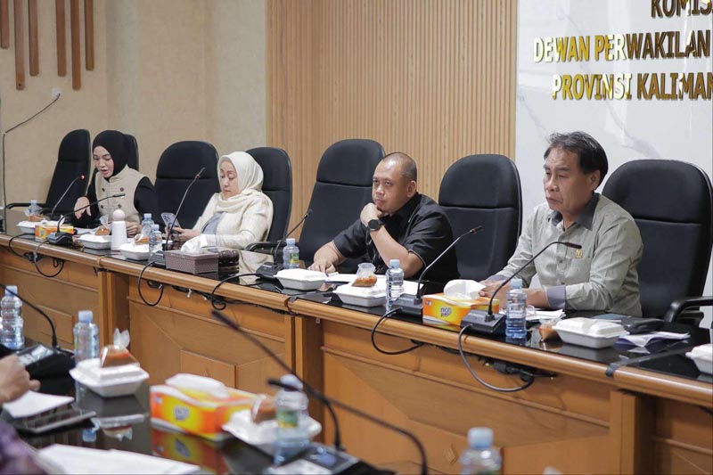Komisi I Dukung Peningkatan Kompetensi Aparatur Komisi I DPRD Provinsi Kalimantan Selatan menggelar rapat kerja bersama Badan Pengembangan Sumber Daya Manusia Daerah (BPSDMD) Provinsi Kalimantan Selatan .ist