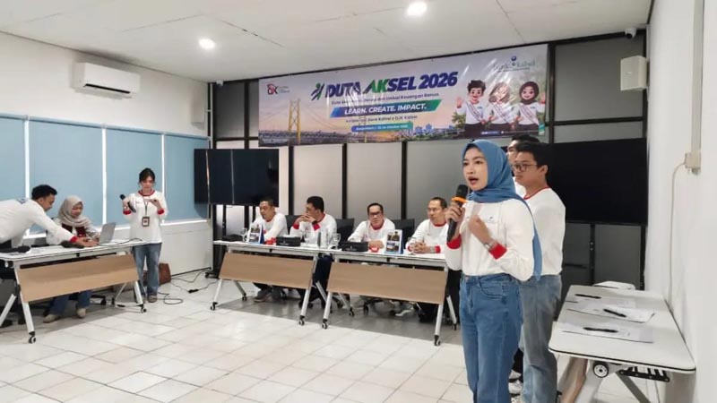 5O Duta AKSEL 2026 Jadi Garda Terdepan Bank Kalsel Salah satu peserta menyampaikan kesan pesan kegiatan Bootcamp Duta AKSEL 2026.ist