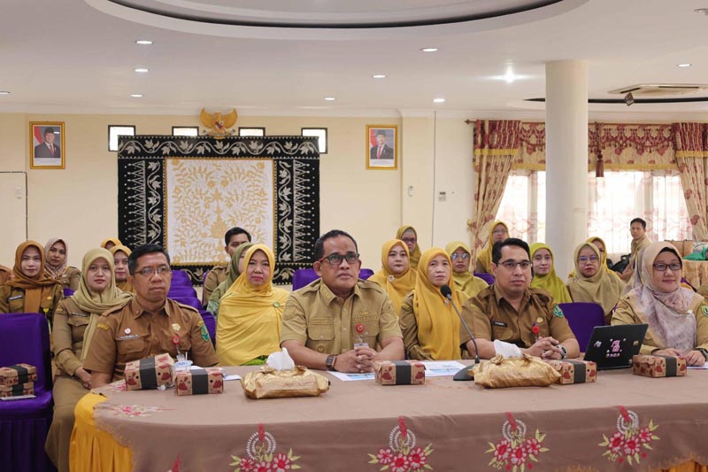 Pengarusutamaan Gender Masuk Prioritas Strategis hingga Manajemen Talenta ZOOM-Bupati HSU H Sahrujani, Asisten Pemerintah DNA Kesra Kharussalim , Kepala DPPPA HSU dr Moch Yandi F mengikuti zoom.{{yusuf}}