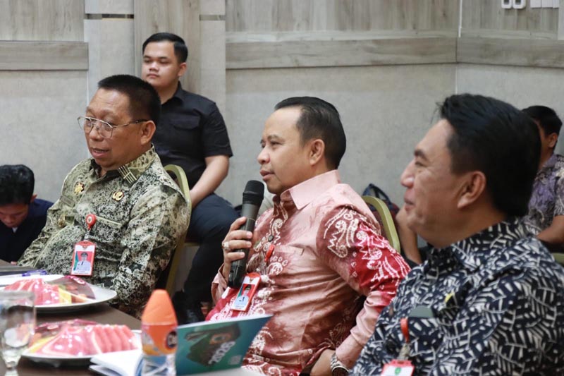 Rapat Koordinasi Pelaksanaan Disperkimtan Serta Aset Pemerintah Daerah Digelar RAPAT KOORDINASI-Bupati Tapin H Yamani saat membuka rapat koordinasi.{{herman}}